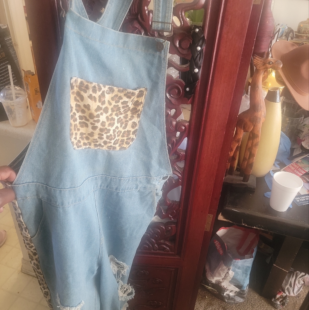 Distressed Leopard Print Overalls